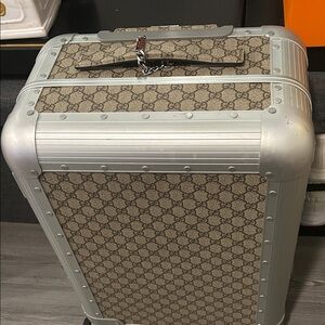 Gucci Beige Porter Trolley